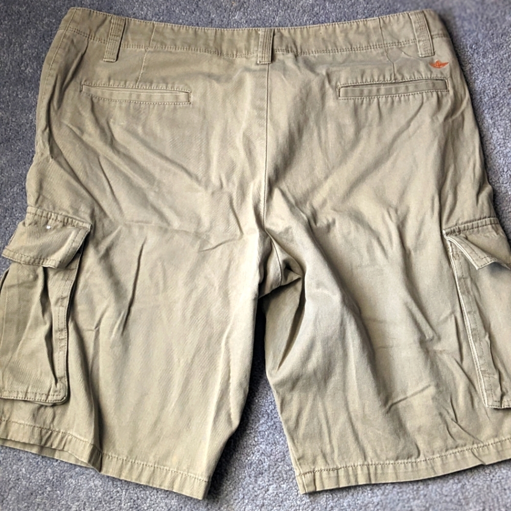Docker Shorts Olive Green 34